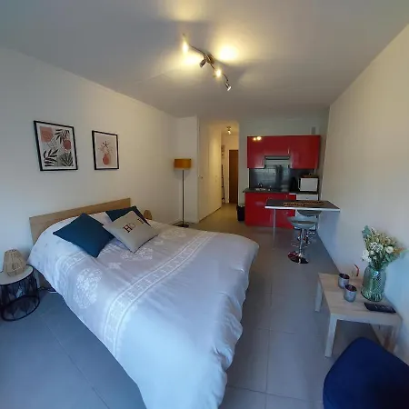 Vieille Apartment